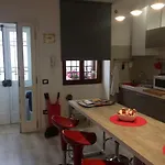 Apartman Theater *